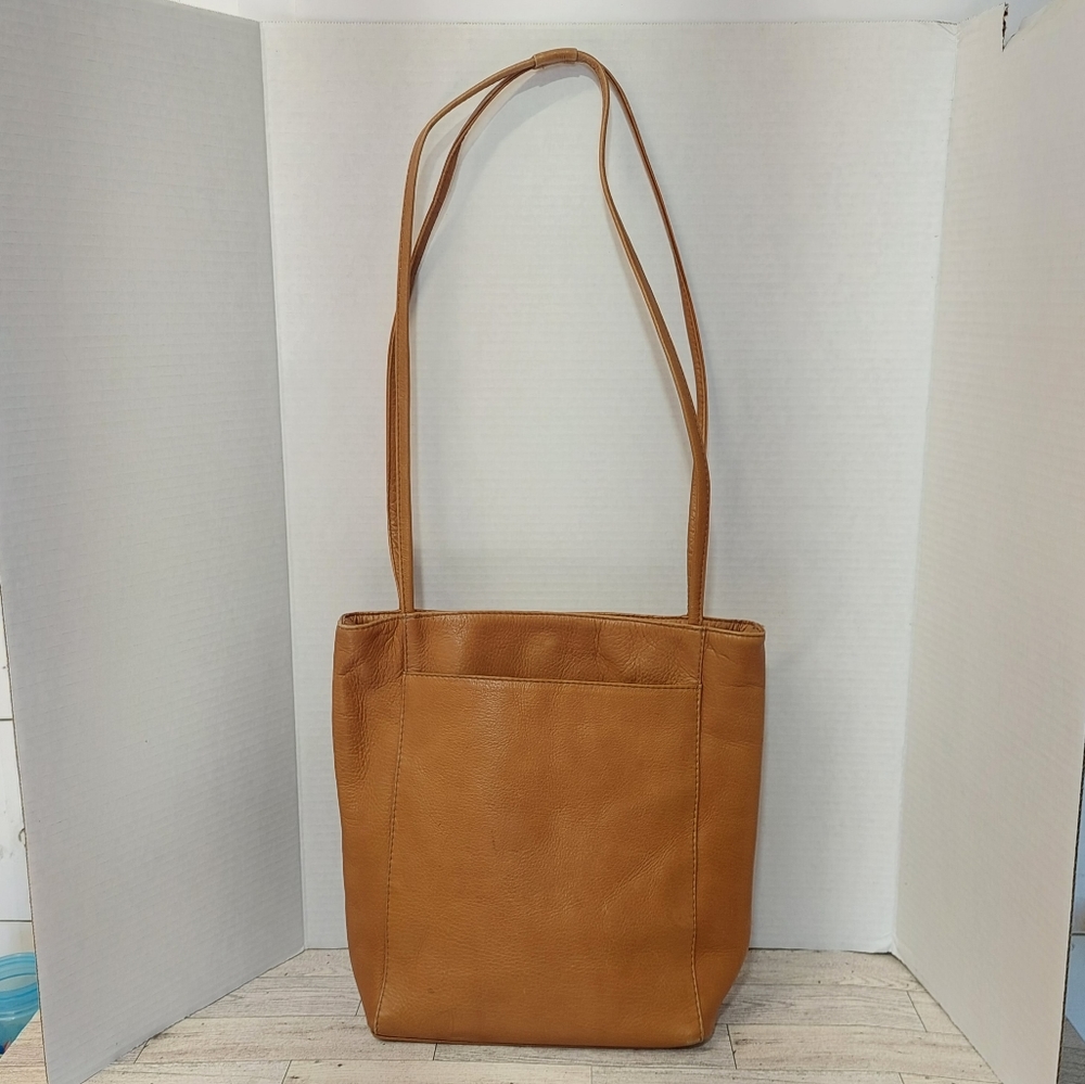 Hobo international tan leather bucket bag